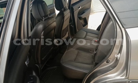 Acheter Occasion Voiture Kia Sorento Beige à Abomey Calavi, Benin Acheter Occasion Voiture Kia Sorento Beige à Abomey Calavi, Benin