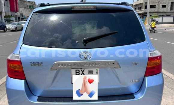 Sayi Na hannu Toyota Highlander Blue Mota in Cotonou a Benin Sayi Na hannu Toyota Highlander Blue Mota in Cotonou a Benin