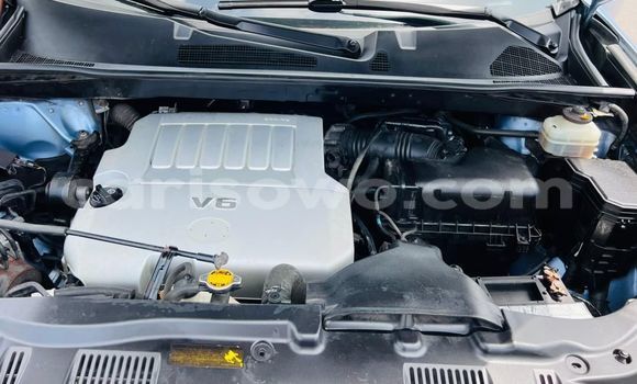 Sayi Na hannu Toyota Highlander Blue Mota in Cotonou a Benin Sayi Na hannu Toyota Highlander Blue Mota in Cotonou a Benin