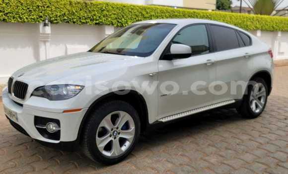 Acheter Occasion Voiture BMW X6 Bleu à Abomey Calavi, Benin Acheter Occasion Voiture BMW X6 Bleu à Abomey Calavi, Benin