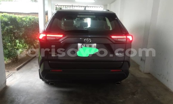 Ra Àlòkù Toyota RAV4 Black Ọkọ̀ in Abomey Calavi ni Benin