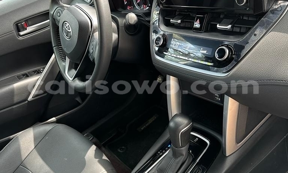 Sayi Na hannu Toyota RAV4 Black Mota in Abomey Calavi a Benin Sayi Na hannu Toyota RAV4 Black Mota in Abomey Calavi a Benin