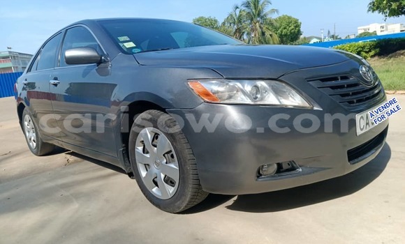 Ra Àlòkù Toyota Camry (Japan) Silver Ọkọ̀ in Abomey Calavi ni Benin Ra Àlòkù Toyota Camry (Japan) Silver Ọkọ̀ in Abomey Calavi ni Benin