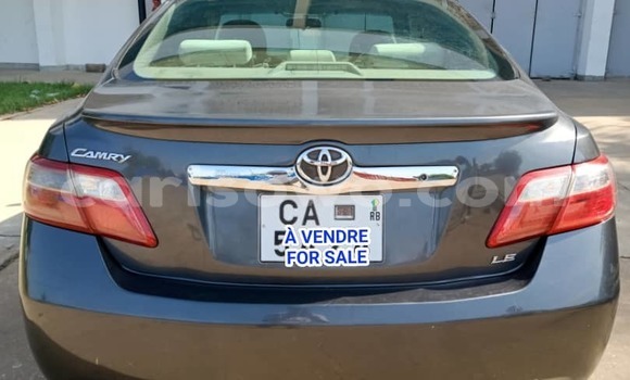 Ra Àlòkù Toyota Camry (Japan) Silver Ọkọ̀ in Abomey Calavi ni Benin Ra Àlòkù Toyota Camry (Japan) Silver Ọkọ̀ in Abomey Calavi ni Benin