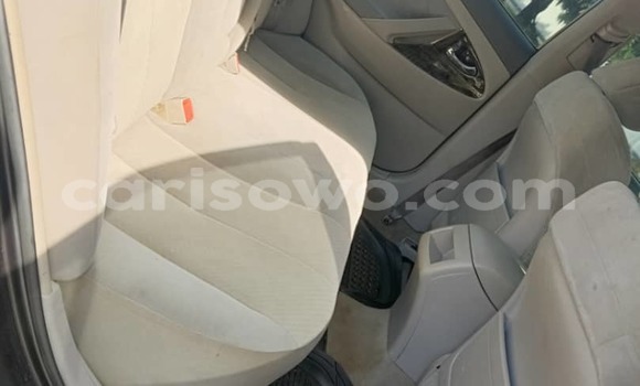 Ra Àlòkù Toyota Camry (Japan) Silver Ọkọ̀ in Abomey Calavi ni Benin Ra Àlòkù Toyota Camry (Japan) Silver Ọkọ̀ in Abomey Calavi ni Benin
