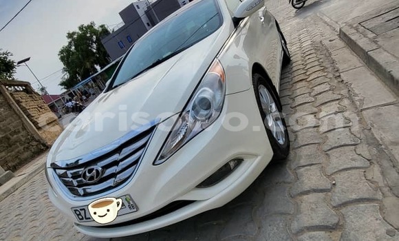 Acheter Occasion Voiture Hyundai Sonata Blanc à Cotonou, Benin Acheter Occasion Voiture Hyundai Sonata Blanc à Cotonou, Benin
