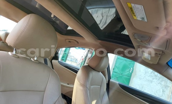 Acheter Occasion Voiture Hyundai Sonata Blanc à Cotonou, Benin Acheter Occasion Voiture Hyundai Sonata Blanc à Cotonou, Benin