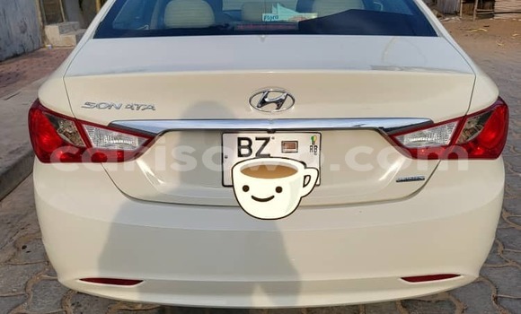 Acheter Occasion Voiture Hyundai Sonata Blanc à Cotonou, Benin Acheter Occasion Voiture Hyundai Sonata Blanc à Cotonou, Benin