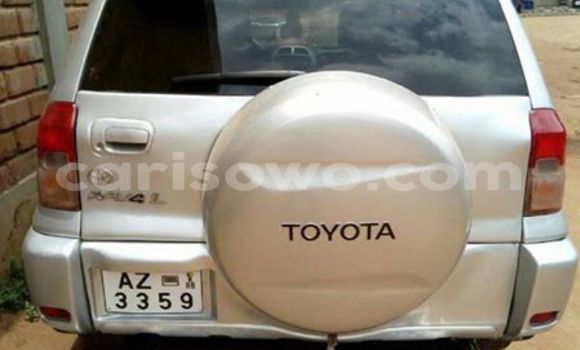 Acheter Occasion Voiture Toyota RAV4 Gris à Cotonou, Benin Acheter Occasion Voiture Toyota RAV4 Gris à Cotonou, Benin