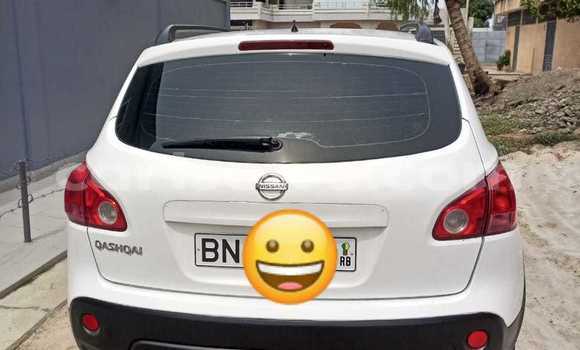 Sayi Na hannu Nissan Qashqai White Mota in Cotonou a Benin