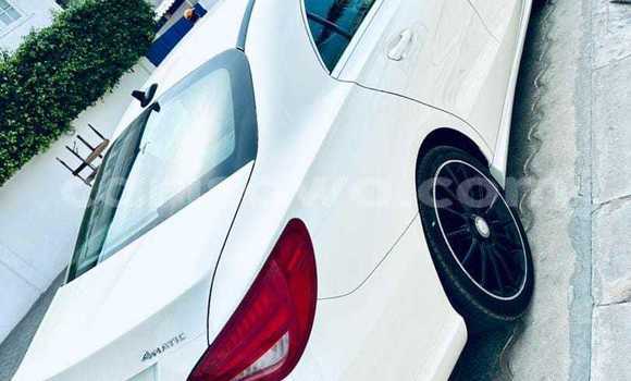 Sayi Na hannu Mercedes-Benz CL-klasse AMG White Mota in Cotonou a Benin Sayi Na hannu Mercedes-Benz CL-klasse AMG White Mota in Cotonou a Benin