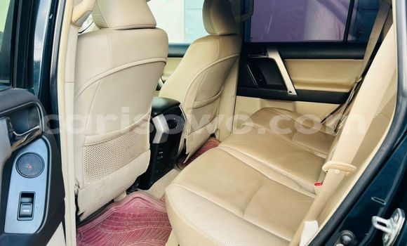 Sayi Na hannu Toyota Land Cruiser Prado Black Mota in Cotonou a Benin Sayi Na hannu Toyota Land Cruiser Prado Black Mota in Cotonou a Benin