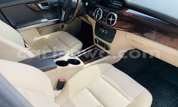 Ra Àlòkù Mercedes-Benz GLK-klasse Black Ọkọ̀ in Cotonou ni Benin Ra Àlòkù Mercedes-Benz GLK-klasse Black Ọkọ̀ in Cotonou ni Benin