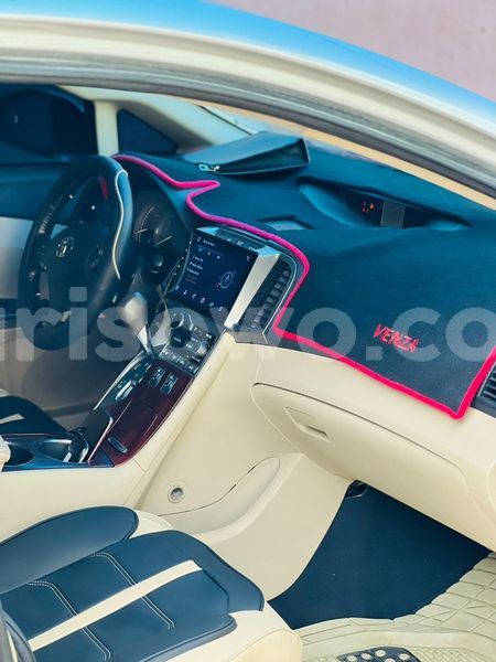 Big with watermark toyota venza benin cotonou 16087