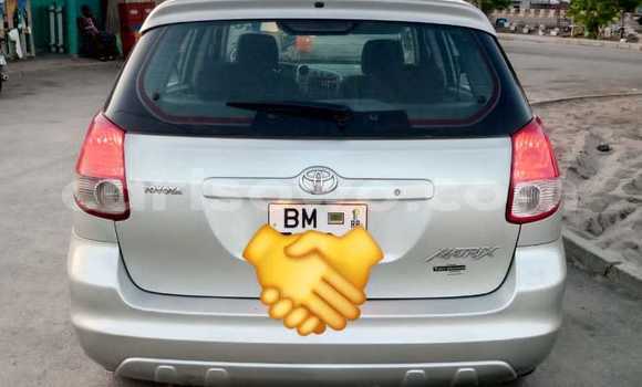 Ra Àlòkù Toyota Matrix Silver Ọkọ̀ in Cotonou ni Benin