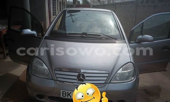 Acheter Occasion Voiture Mercedes‒Benz A-Class Gris à Cotonou au Benin Acheter Occasion Voiture Mercedes‒Benz A-Class Gris à Cotonou au Benin