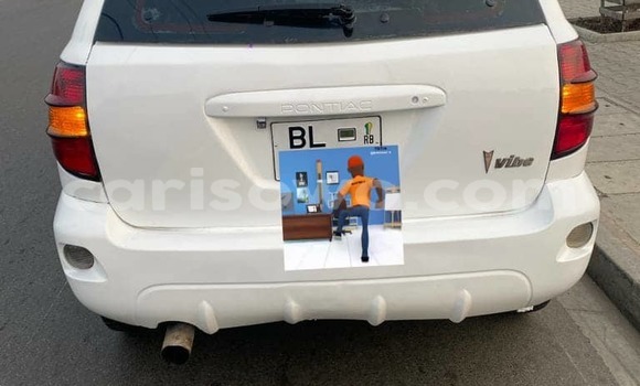 Ra Àlòkù Pontiac Vibe funfun Ọkọ̀ in Abomey Calavi ni Benin