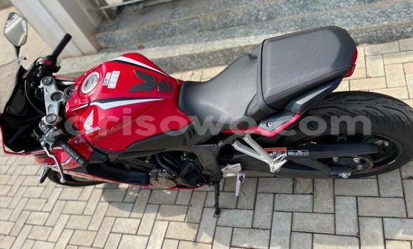 Ra Imported Honda CBR Red Mọto in Cotonou ni Benin Ra Imported Honda CBR Red Mọto in Cotonou ni Benin