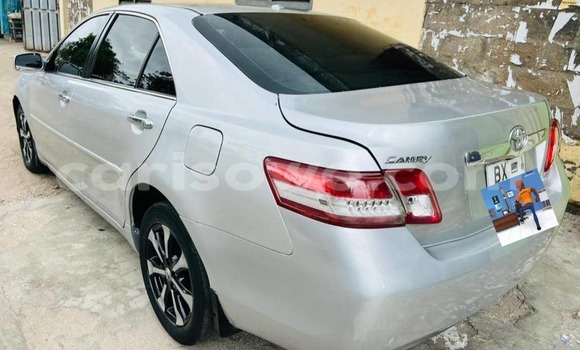 Buy Used Toyota Camry Silver Car in Abomey Calavi in Benign