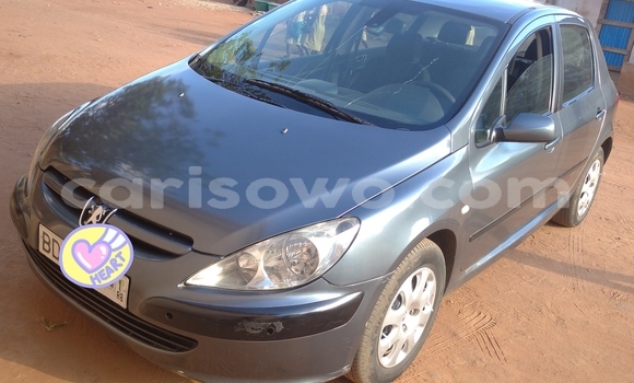 Ra Àlòkù Peugeot 307 Blue Ọkọ̀ in Porto Novo ni Benin