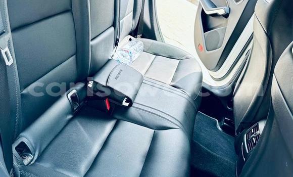 Acheter Occasion Voiture Mercedes-Benz CLA-klasse Blanc à Cotonou, Benin Acheter Occasion Voiture Mercedes-Benz CLA-klasse Blanc à Cotonou, Benin