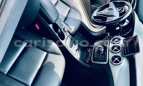 Acheter Occasion Voiture Mercedes-Benz CLA-klasse Blanc à Cotonou, Benin Acheter Occasion Voiture Mercedes-Benz CLA-klasse Blanc à Cotonou, Benin