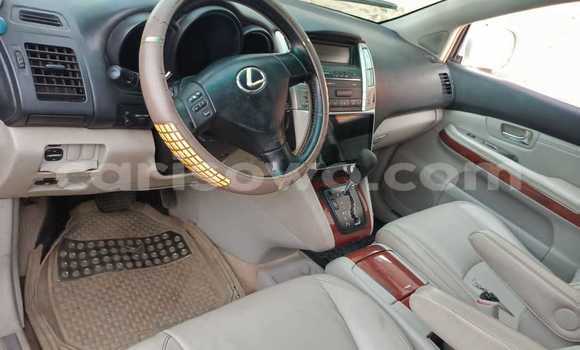 Ra Àlòkù Lexus RX 330 funfun Ọkọ̀ in Cotonou ni Benin Ra Àlòkù Lexus RX 330 funfun Ọkọ̀ in Cotonou ni Benin
