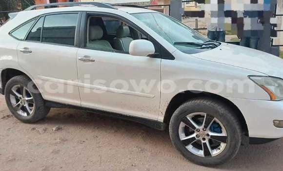 Ra Àlòkù Lexus RX 330 funfun Ọkọ̀ in Cotonou ni Benin Ra Àlòkù Lexus RX 330 funfun Ọkọ̀ in Cotonou ni Benin
