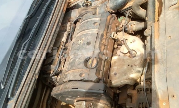 Ra Àlòkù Peugeot 307 Blue Ọkọ̀ in Cotonou ni Benin Ra Àlòkù Peugeot 307 Blue Ọkọ̀ in Cotonou ni Benin