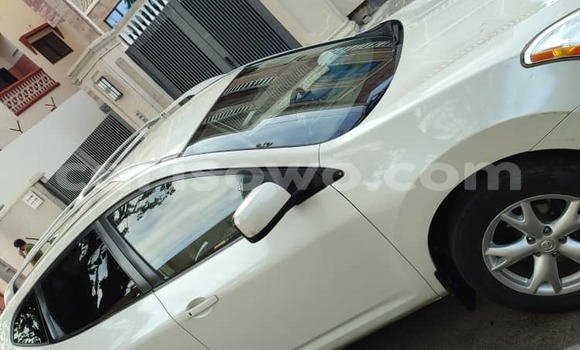 Ra Àlòkù Nissan Rogue funfun Ọkọ̀ in Cotonou ni Benin Ra Àlòkù Nissan Rogue funfun Ọkọ̀ in Cotonou ni Benin