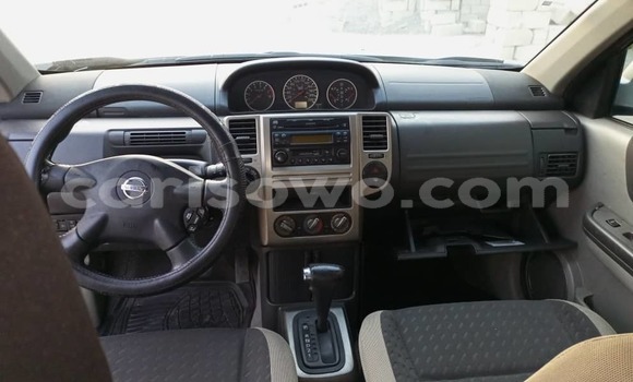 Ra Àlòkù Nissan X–Trail Silver Ọkọ̀ in Cotonou ni Benin Ra Àlòkù Nissan X–Trail Silver Ọkọ̀ in Cotonou ni Benin