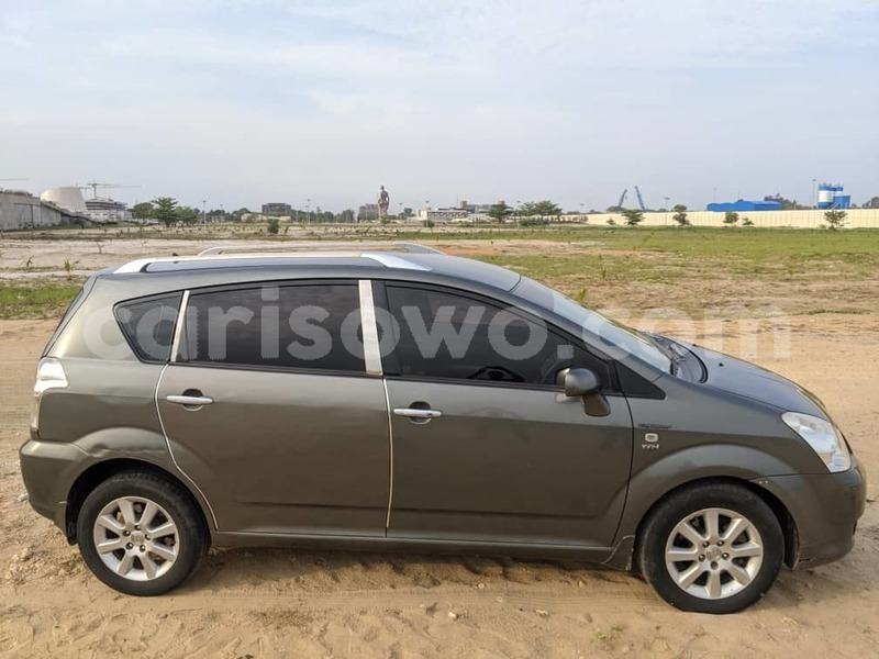 Big with watermark toyota corolla verso benin cotonou 16178