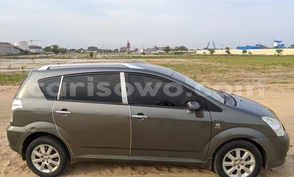 Acheter Occasion Voiture Toyota Corolla Verso Marron à Cotonou, Benin Acheter Occasion Voiture Toyota Corolla Verso Marron à Cotonou, Benin