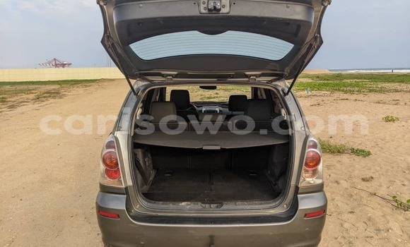 Acheter Occasion Voiture Toyota Corolla Verso Marron à Cotonou, Benin Acheter Occasion Voiture Toyota Corolla Verso Marron à Cotonou, Benin