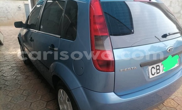 Acheter Occasion Voiture Ford Fiesta Bleu à Cotonou, Benin Acheter Occasion Voiture Ford Fiesta Bleu à Cotonou, Benin