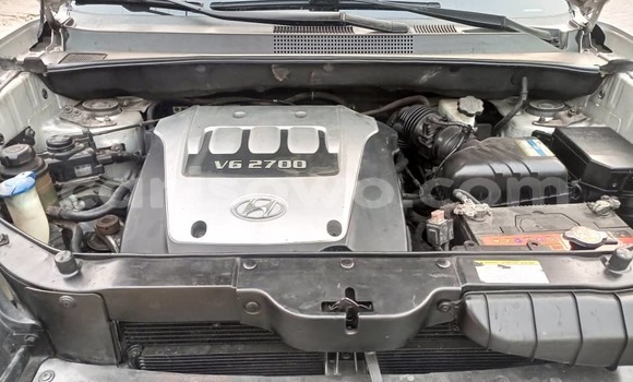 Sayi Na hannu Hyundai Tucson Azurfa Mota in Cotonou a Benin Sayi Na hannu Hyundai Tucson Azurfa Mota in Cotonou a Benin