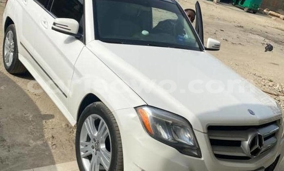 Buy Used Mercedes-Benz GLK–Class White Car in Cotonou in Benign Buy Used Mercedes-Benz GLK–Class White Car in Cotonou in Benign