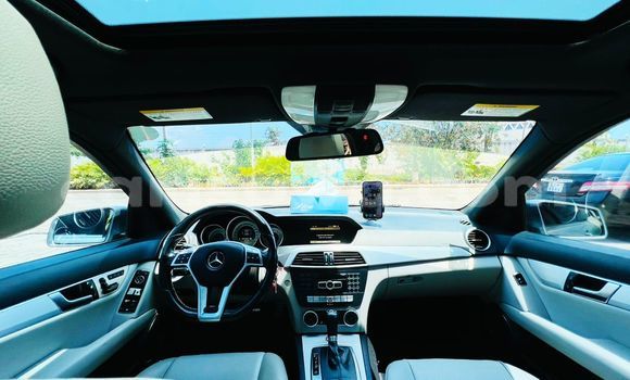 Acheter Occasion Voiture Mercedes-Benz C-klasse AMG Gris à Cotonou, Benin Acheter Occasion Voiture Mercedes-Benz C-klasse AMG Gris à Cotonou, Benin