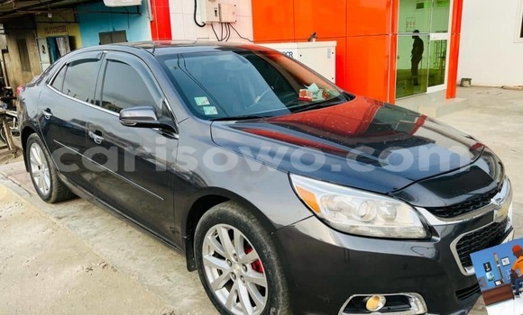 Sayi Na hannu Chevrolet Malibu Black Mota in Cotonou a Benin