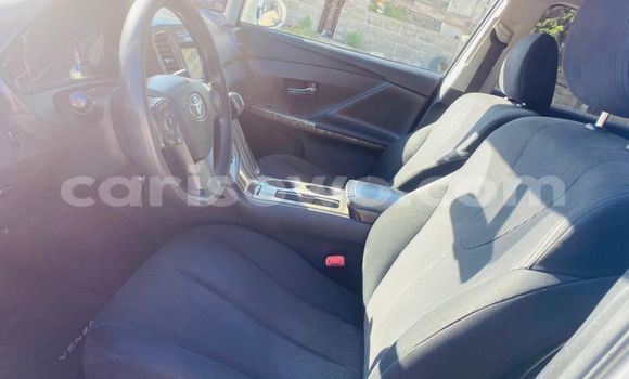 Buy Used Toyota Venza White Car in Cotonou in Benign Buy Used Toyota Venza White Car in Cotonou in Benign