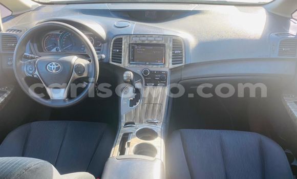 Buy Used Toyota Venza White Car in Cotonou in Benign Buy Used Toyota Venza White Car in Cotonou in Benign