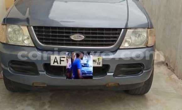Sayi Na hannu Ford Explorer Azurfa Mota in Cotonou a Benin