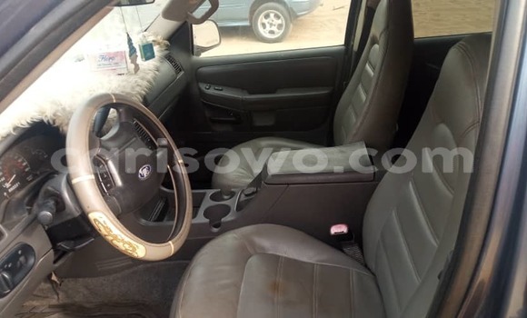 Ra Àlòkù Ford Explorer Silver Ọkọ̀ in Cotonou ni Benin Ra Àlòkù Ford Explorer Silver Ọkọ̀ in Cotonou ni Benin
