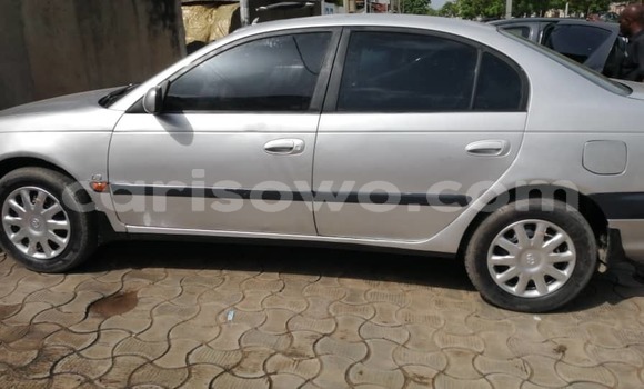 Ra Àlòkù Toyota Avensis Silver Ọkọ̀ in Cotonou ni Benin Ra Àlòkù Toyota Avensis Silver Ọkọ̀ in Cotonou ni Benin