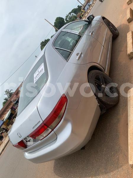 Big with watermark honda accord benin cotonou 16219
