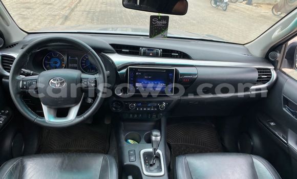 Buy Used Toyota Hilux Silver Car in Cotonou in Benign Buy Used Toyota Hilux Silver Car in Cotonou in Benign