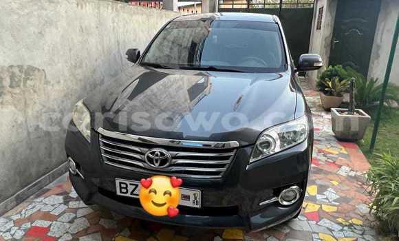 Ra Àlòkù Toyota RAV4 Black Ọkọ̀ in Cotonou ni Benin Ra Àlòkù Toyota RAV4 Black Ọkọ̀ in Cotonou ni Benin