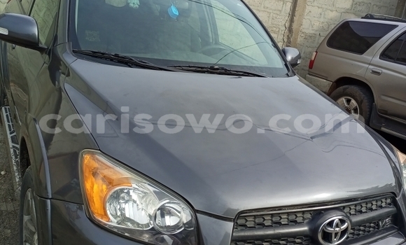 Acheter Occasion Voiture Toyota RAV4 Noir à Cotonou, Benin