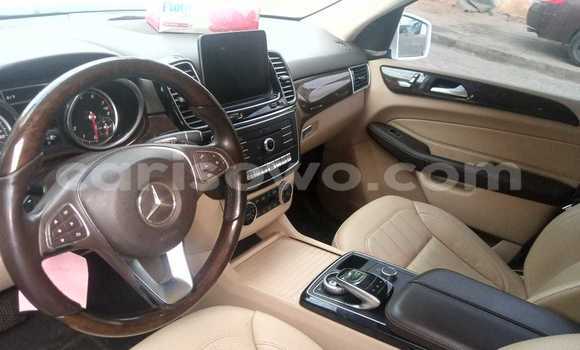Ra Àlòkù Mercedes-Benz GLE funfun Ọkọ̀ in Cotonou ni Benin Ra Àlòkù Mercedes-Benz GLE funfun Ọkọ̀ in Cotonou ni Benin