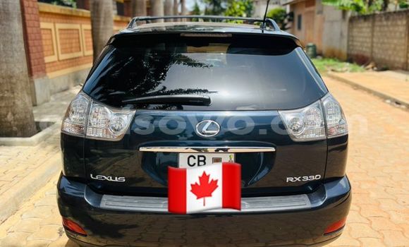 Sayi Na hannu Lexus RX 330 Black Mota in Cotonou a Benin Sayi Na hannu Lexus RX 330 Black Mota in Cotonou a Benin